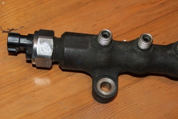 РЕЙКА ВПРЫСКА COROLLA VERSO II RAV 4 III 2.2 D4D