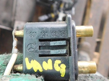 MERCEDES VANEO W414 SENZOR KONCOVÝ SPÍNAČ 9018200254