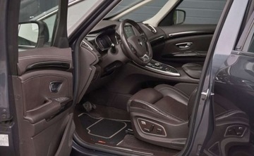 Renault Espace V Van 1.8 Energy TCe 225KM 2019 Renault Espace Renault Espace 1.8 TCe Energy Initiale Paris EDC 7os 1.8, zdjęcie 9