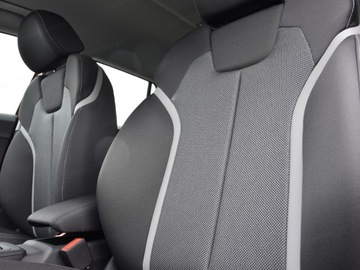 Audi Q2 SUV Facelifting 1.5 35 TFSI 150KM 2025 AUDI Q2 35 TFSI S Line Suv 1.5 (150KM) 2025, zdjęcie 4