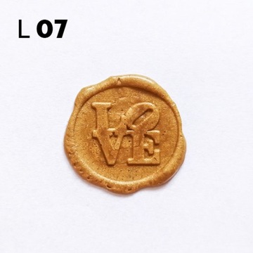 Золотая восковая марка найди свой узор