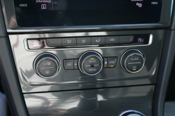 Volkswagen Golf VII Variant Facelifting 1.6 TDI-CR DPF BMT 115KM 2020 Volkswagen Golf Comfortline Gwarancja, zdjęcie 24