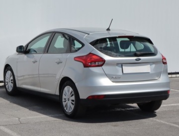 Ford Focus III Hatchback 5d facelifting 1.5 TDCi 95KM 2017 Ford Focus 1.5 TDCi, Salon Polska, Klima, zdjęcie 3
