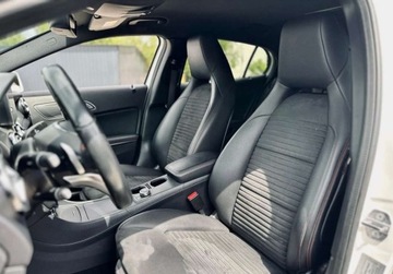 Mercedes GLA I Off-Roader Facelifting 1.6 200 156KM 2019 Mercedes-Benz GLA 200 AMG Line Polski Salon FV 23 Niski przebieg Zadba, zdjęcie 21