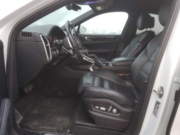 Porsche Cayenne III 2021 Porsche Cayenne E Hybrid Coupe 2021 3.0l 3.0 Hybryda 455KM, zdjęcie 7