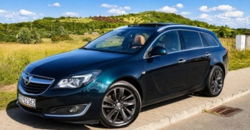 Opel Insignia I Sports Tourer 2.0 CDTI BiTurbo ECOTEC 195KM 2013 Opel Insignia Opel Insignia 2.0 CDTI 4x4 Automatik Innovation 2.0 Diesel