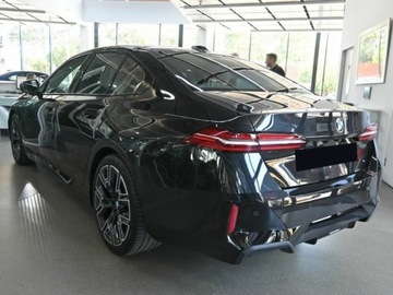 BMW Seria 5 G90-91 Touring 2.0 520d 197KM 2025 BMW Seria 5 520d xDrive Sport Sedan 2.0 (197KM) 2025, zdjęcie 2