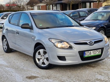 Hyundai i30 I Hatchback 1.4 109KM 2009 Hyundai i30 Sliczny 220 tys km z Niemiec pierwszy wlasciciel 1.4 benzyna i