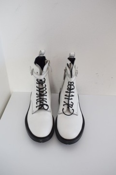 Belstaff botki glany buty skórzane białe wiązane 38