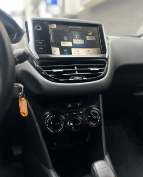 Peugeot 208 I Hatchback 3d 1.0 VTI 68KM 2014 Peugeot 208 klima ISOFIX niski przebieg Warszawa Benzyna 68KM, zdjęcie 20