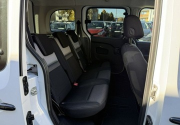 Renault Kangoo II Mikrovan Facelifting 2013 1.5 dCi 90KM 2017 Renault Kangoo 1,5 dCi 90KM Klimatyzacja 1.5 Diesel 90KM, zdjęcie 21