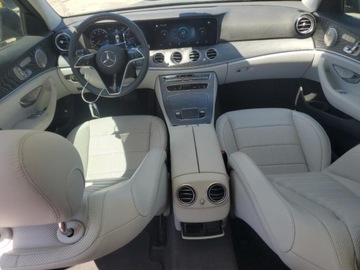 Mercedes Klasa E W214 2023 Mercedes-Benz Klasa E 2023r., 2.0L 2.0 Benzyna 255KM, zdjęcie 6