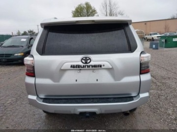 Toyota 2018 Toyota 4-Runner 2018 r. 4,0L SR5 PREMIUM 4.0 Benzyna 270KM, zdjęcie 4