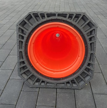 Светоотражающий дорожный конус U-23 75см тяжелый