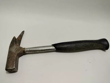 Молоток столярный STANLEY 1-51-037 (0,6 кг)