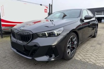 BMW Seria 5 G90-91 2025 BMW Seria 5 Pakiety Repair i Service Kamera 360 Glosniki Harman Kardon, zdjęcie 19