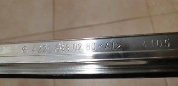 LIŠTA DVEŘE PRAVÝ PŘEDNÍ CHRÓM MERCEDES S W221