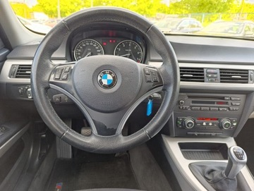 BMW Seria 3 E90-91-92-93 Touring E91 2.0 320i 170KM 2010 2.0 320I 170KM e91, Manual, Do poprawek blacharskich BMW Seria 3, zdjęcie 14