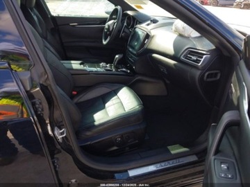 Maserati Ghibli III 2019 Maserati Ghibli S Gransport 2019 3.0 Benzyna 424KM, zdjęcie 10