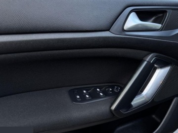 Peugeot 308 II SW Facelifting 1.2 PureTech 110KM 2018 Peugeot 308 1.2 PureTech 110 Stop &amp; Start Active 2018r, zdjęcie 17