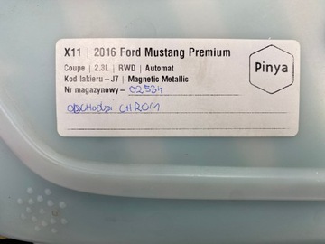 Обивка правой дверной панели Ford Mustang VI 2015+ США