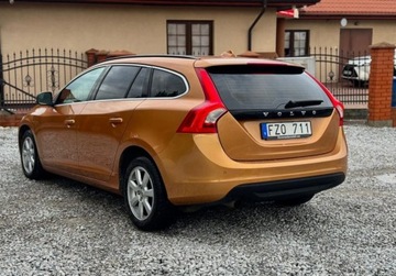 Volvo V60 I Kombi 2.0 D3 163KM 2010 Volvo V60 D3 5cyl 163KM Automat bixenon polskory PDC Navi 2.0 Diesel, zdjęcie 7