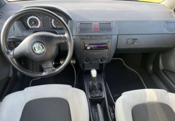 Skoda Fabia I Hatchback 1.9 TDI RS 130KM 2005 Skoda Fabia Skoda Fabia I SKODA FABIA VRS 1,9 TDI 130KM 1.9 Diesel 130KM, zdjęcie 7