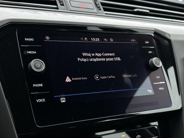 Volkswagen Passat B8 Variant Facelifting 2.0 TDI SCR 150KM 2021 Volkswagen Passat Dynamic LED! ACC! APP! Virtual C, zdjęcie 24