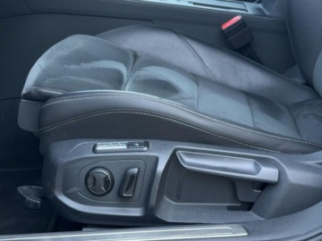 Volkswagen Arteon Fastback Facelifting 2.0 TDI 200KM 2022 Volkswagen Arteon 2.0 TDI R-Line DSG 2.0 Diesel 200KM, zdjęcie 23