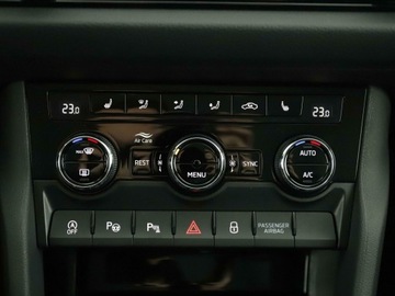 Skoda Kodiaq I SUV Facelifting 2.0 TDI SCR 150KM 2022 Skoda Kodiaq Style ! Aktywny Tempomat ! Podgrzewan, zdjęcie 18