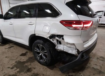 Toyota Highlander II 2019 Toyota Highlander LE, od ubezpieczalni 2.7 Benzyna 185KM, zdjęcie 4