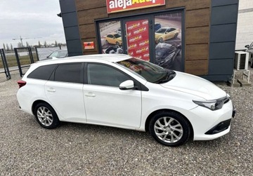Toyota Auris II Touring Sports Facelifting 1.6 D-4D 112KM 2017 Toyota Auris 1.6 D 112 KM 135.000 km 2017r Warszawa 1.6 Diesel