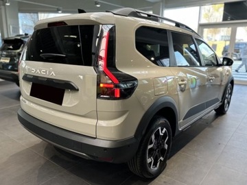 Dacia Jogger 1.0 TCe 110KM 2025 Od ręki - Journey 7-miejsc 1.0 TCe 110KM, zdjęcie 2