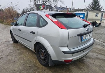 Ford Focus I Sedan 1.6 16V 100KM 2004 Ford Focus Ford Focus 1.6 FX Gold 1.6 Benzyna 100KM, zdjęcie 3