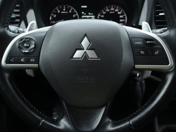 Mitsubishi Outlander III SUV Facelifting 2015 2.0 MIVEC 150KM 2015 Mitsubishi Outlander 2.0, Salon Polska, 4X4, zdjęcie 18