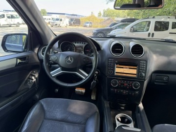 Mercedes Klasa M W164 Off-roader Facelifting 3.0 V6 (350 CDI) 224KM 2010 Mercedes ML 350 3.0 V6 Turbo Diesel 224km, Salon, zdjęcie 30