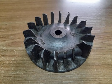 SACHS DOLMAR BC 330 МАГНИТНОЕ КОЛЕСО