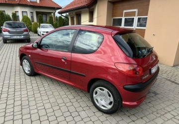 Peugeot 206 Hatchback 1.1 i 60KM 2003 Peugeot 206 1,1 60KM Krajowy Serwisowany Kola lato zima 1.1 Benzyna, zdjęcie 1