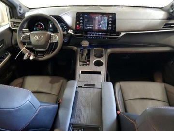 Toyota Sienna III 2023 Toyota Sienna 2023 xse 2.5l 2.5 Hybryda 245KM, zdjęcie 7