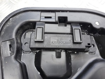 WZMACNIACZ ANTENY MERCEDES W205 A2059053005