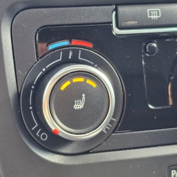 Volkswagen Golf VI Hatchback 5d 1.6 TDI-CR DPF BlueMotion 105KM 2010 Volkswagen Golf VI 1.6 Diesel, zdjęcie 23