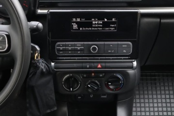 Citroen C3 III Hatchback 1.2 PureTech 68KM 2017 Citroen C3 1.2 PureTech, Salon Polska, Klima, zdjęcie 12