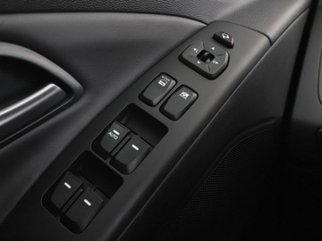 Hyundai ix35 SUV Facelifting 1.6 GDI 135KM 2014 Hyundai ix35 niski przebieg półskóra PDC grzane, zdjęcie 31