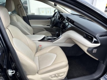 Toyota Camry IX Sedan 2.5 Hybrid Dynamic Force 218KM 2020 Toyota Camry 2.5 Hybrid Executive CVT, zdjęcie 8