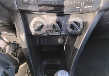 Suzuki Swift V Hatchback 3d Facelifting 1.2 VVT 94KM 2015 Suzuki Swift I rej 2016r, 1.3 Benzyna. Uszkodzony lewy przod i prawy tyl., zdjęcie 13