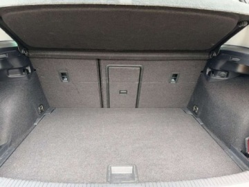 Volkswagen Golf VII Hatchback 3d Facelifting 1.5 TSI BMT 130KM 2019 Volkswagen Golf 1.5 TSI 130KM Manual Serwis ASO Ambiente 1.5 Benzyna, zdjęcie 14