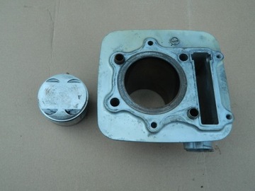 CYLINDER+TŁOK SUZUKI GN 250 GZ