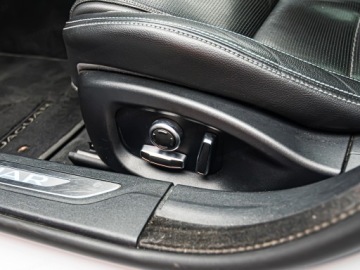 Jaguar XF II Sedan 2.0 i4D 240KM 2019 JAGUAR XF 2.0 AWD R-Sport aut Sedan 241KM 2019, zdjęcie 7