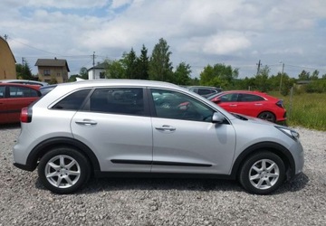 Kia Niro I Crossover 1.6 GDi Hybrid 141KM 2017 Kia Niro Kia Niro 1.6 hybryda klima kamera stan bdb gwarancja przebiegu 1.6, zdjęcie 8