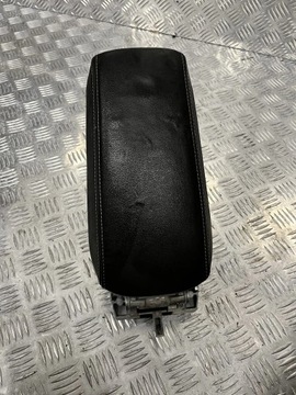 LOKETNÍ OPĚRKA KOŽENÝ AUDI TT 8S 14- 8S7864208B